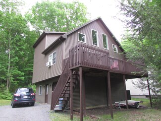 115 Edge Rock Dr, Drums, PA 18222