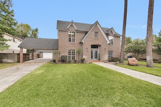 6710 Blue Hills Rd, Houston, TX 77069