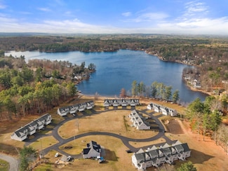 20 Kibrel Ct, Sandown, NH 03873