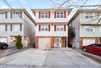 158 W 17th St, Bayonne, NJ 07002