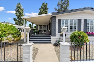 1353 Shadowglen Way, Corona, CA 92882