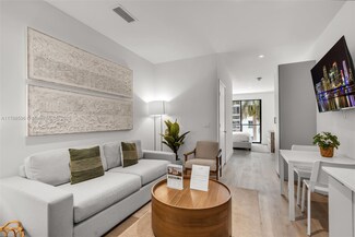 229 SW 9th St Unit 202, Miami, FL 33130