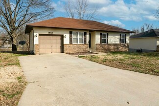 1513 W Meadow Ave, Ozark, MO 65721