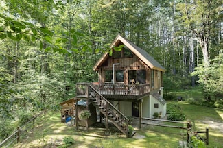 134 Vt Route 30, Newfane, VT 05345