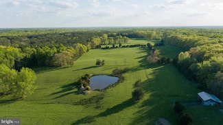 653 Hartwood Rd, Fredericksburg, VA 22406