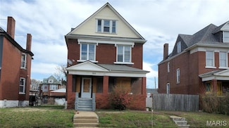 3915 Greer Ave, Saint Louis, MO 63107