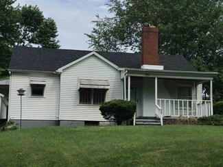 339 S 6th St, Rockport, IN 47635