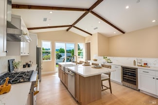 431 Seymour St, Napa, CA 94559