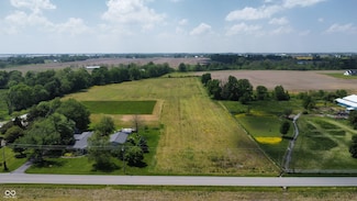 6350 Hurricane Rd, Whiteland, IN 46184