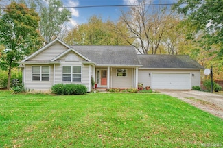 3410 Hogback Rd, Fowlerville, MI 48836