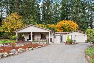 825 Decker Ave, Langley, WA 98260