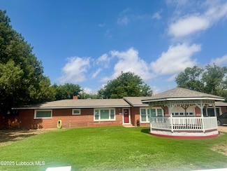 1936 Avenue H, Levelland, TX 79336