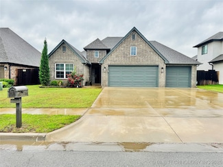 6612 S Indianwood Ave, Broken Arrow, OK 74011