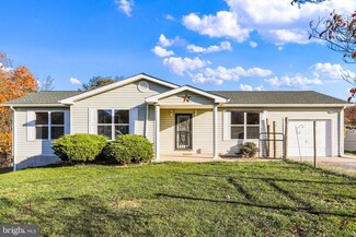 161 Cedar Ridge Dr, Berkeley Springs, WV 25411