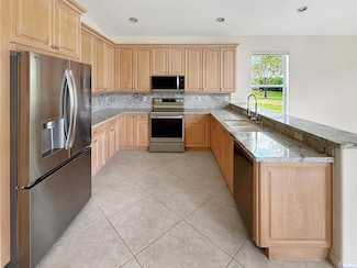7725 Royale River Ln, Lake Worth, FL 33467