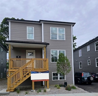 137 Stanwood St, Providence, RI 02907