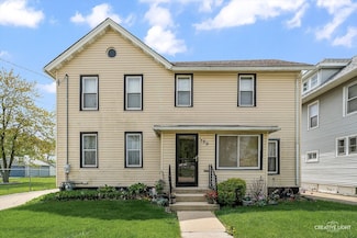 769 Kane St, Aurora, IL 60505