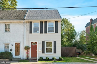 571 Shawmont Ave, Philadelphia, PA 19128