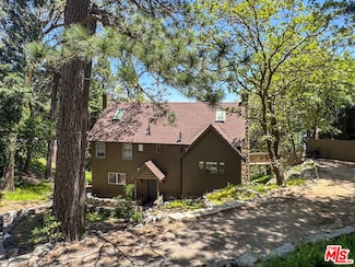 22771 Crest Forest Dr, Valley of Enchantment, CA 92325