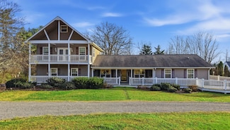 7 Kathy Ln, Lookout Mountain, GA 30750