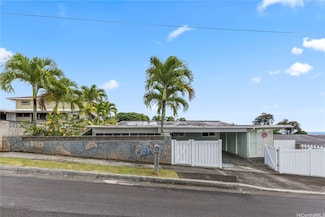 2223 Aamanu St, Pearl City, HI 96782