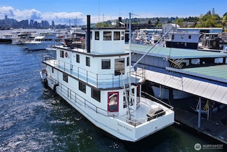 2401 N Northlake Way Unit B13, Seattle, WA 98103