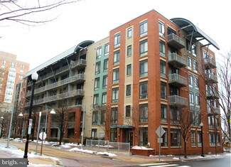 1200 N Hartford St Unit 412, Arlington, VA 22201