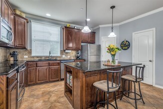 2500 Rockbrook Dr Unit 5, Lewisville, TX 75067