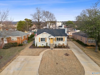 2203 Poincianna St SW, Huntsville, AL 35801