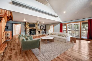 5 Mores Creek Rd, Boise, ID 83716