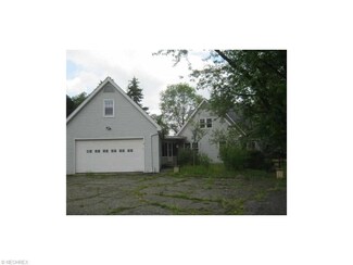 110 Boyce Dr, Bowerston, OH 44695