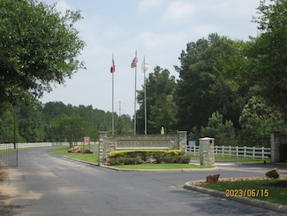 30075 Round up Dr, Waller, TX 77484