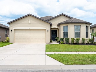 8710 Rindge Rd, Polk City, FL 33868