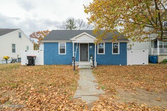 8 Hudson Ave, Keansburg, NJ 07734