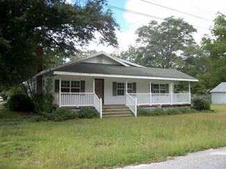 108 E 8th Ave, Lake View, SC 29563