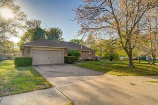 5407 S Clay Ave, Springfield, MO 65810
