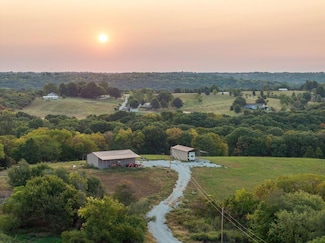 0 Perry Rd, Exclsor Springs, MO 64024