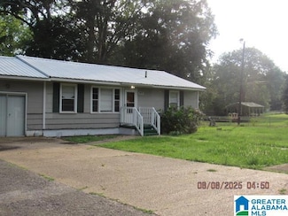 2516 22nd St N, Bessemer, AL 35023