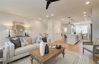 3352 Cranston Ln, Kennesaw, GA 30144
