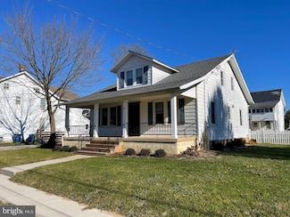 23 Addison St, Oxford, PA 19363