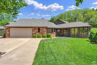 2015 Crossgate Dr, Lawrence, KS 66047