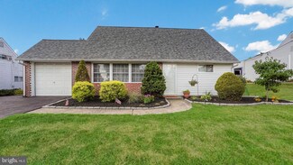 15 June Rd, Levittown, PA 19056