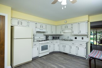 957 Andover Ct SE Unit 86, Grand Rapids, MI 49508