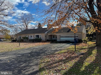 1942 Drexel Ave, Lancaster, PA 17602