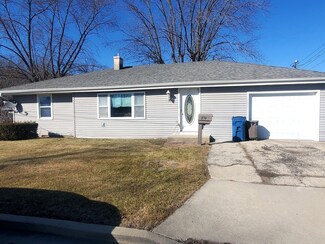 256 Linwood Ave, Ottawa, IL 61350