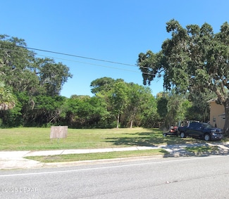 623 S Ridgewood Ave, Daytona Beach, FL 32114