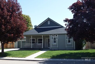 304 Crimson Cir W, Fruitland, ID 83619