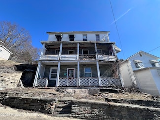 240 Center Ave, Plymouth, PA 18651