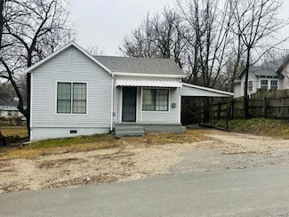 834 Cherry St, Poplar Bluff, MO 63901