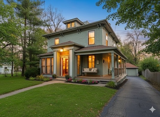 426 Julian St, Waukegan, IL 60085